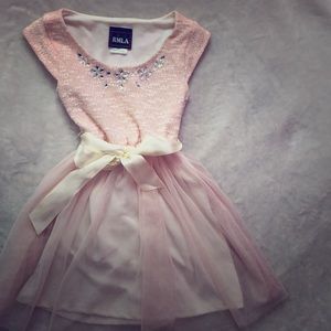Girl’s fall dress